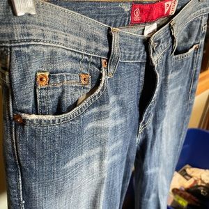 Guess Jeans size 30 woman’s